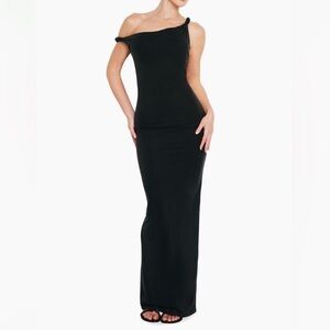 Good American Twist Strap Maxi Dress